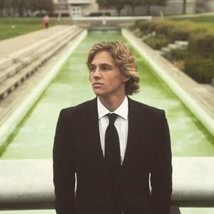 Meet your Posher, Jonathan